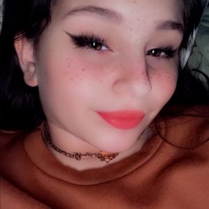 Meet your Posher, Kendra